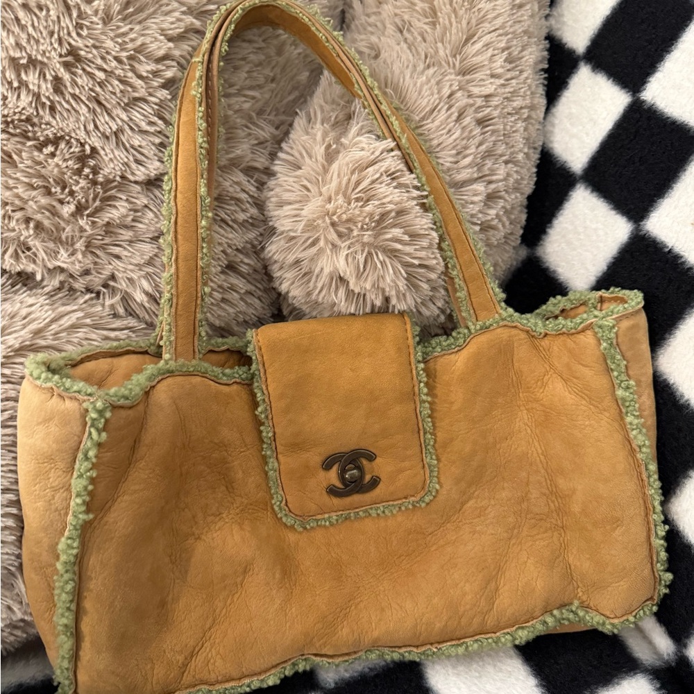 CHANEL Tan and Green Leather Tote